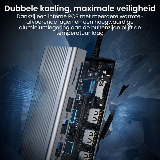 Opengeslagen aluminium behuizing met interne koeling en meerdere aansluitpoorten zichtbaar