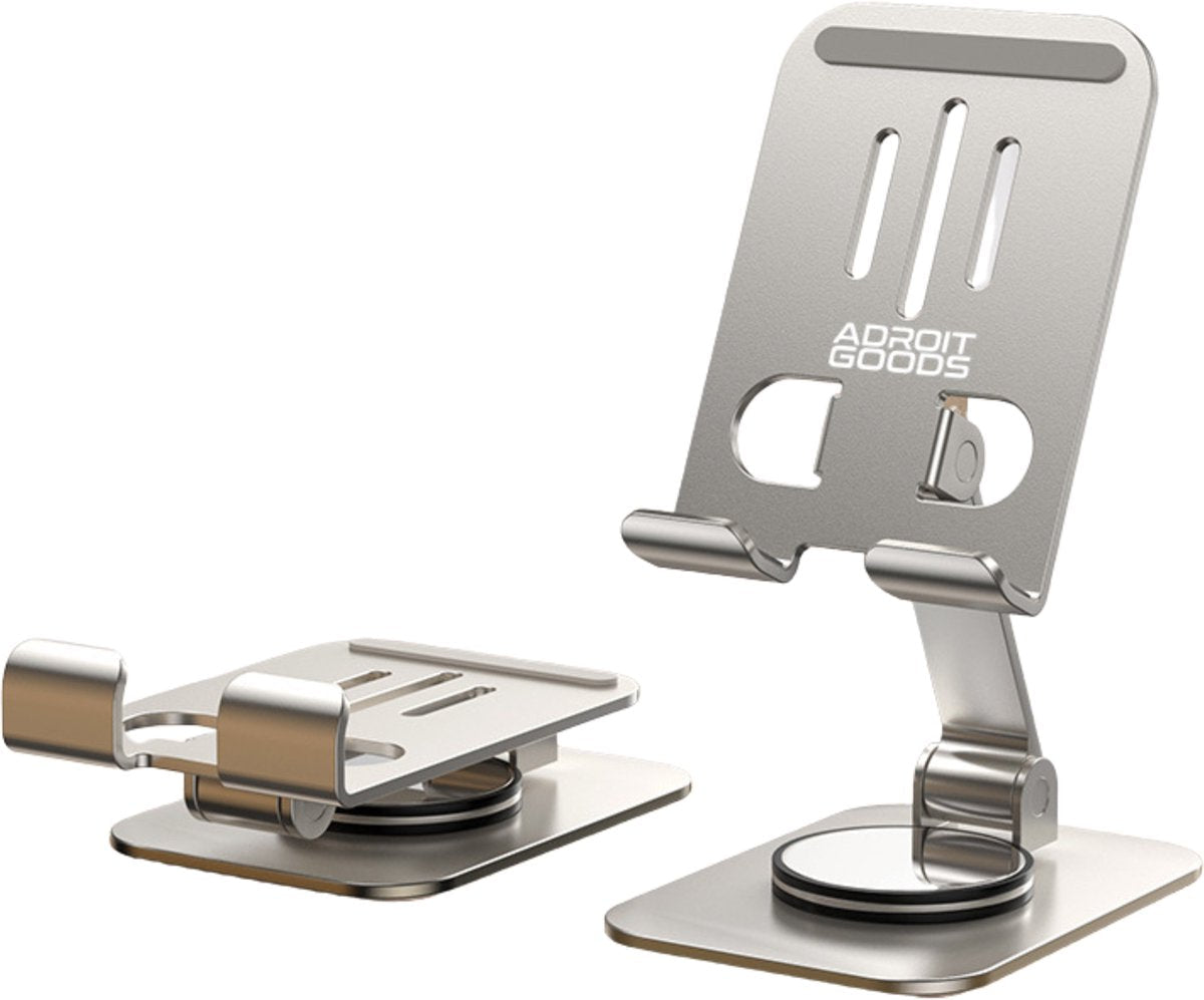 twee verstelbare metalen telefoonhouders in zilver met antislipvoetjes en AdroitGoods logo