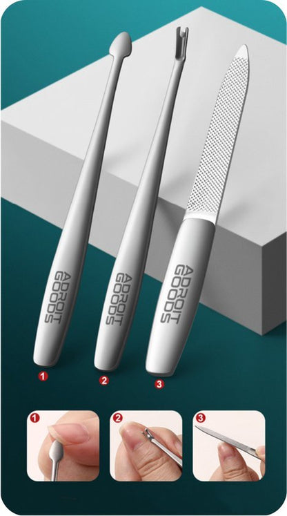 Set van drie metalen nagelverzorgingsgereedschappen met verschillende functies en strak ontwerp