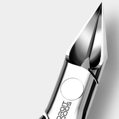 glanzend metalen punt van een precisie snij-instrument met scherp en modern ontwerp