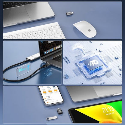 Laptop, muis, toetsenbord en verschillende USB-sticks en een smartphone op een blauwe ondergrond