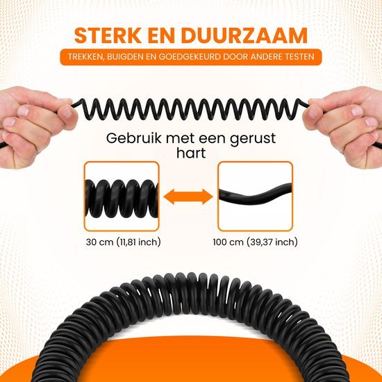 Twee handen trekken aan een uitgerekte, duurzame zwarte spiraalkabel met afmetingen erbij weergegeven.