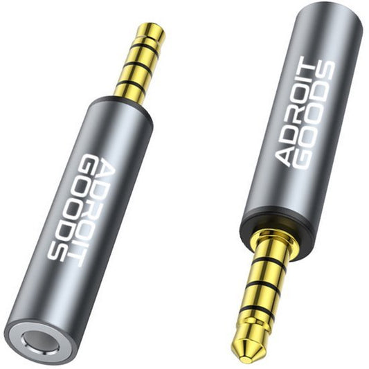 grijze metalen audio-adapter met gouden 3,5mm connector en wit Adroit Goods logo