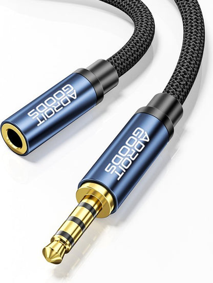 blauwe audiokabel met goudkleurige 3,5 mm jack en geweven zwarte kabelhoes