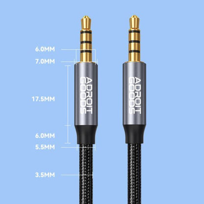 Twee AdroitGoods audiojack kabels met metalen behuizing en maathoeveelheden op blauwe achtergrond