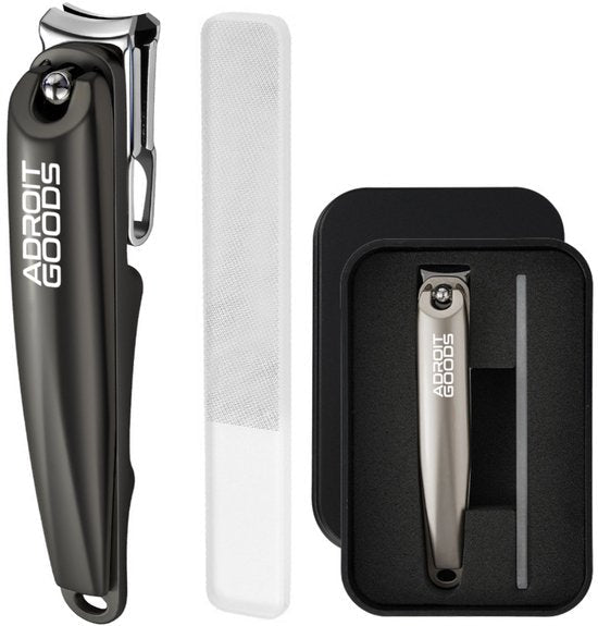 set nagelknippers met zwart en zilver ontwerp en bijbehorende nagelvijl in doos