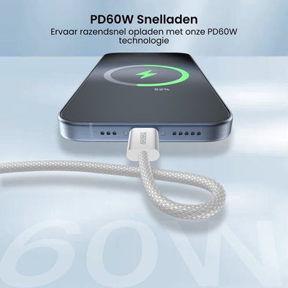 Smartphone met bliksemsnel opladen via een robuust kabel met stevig gevlochten omhulsel
