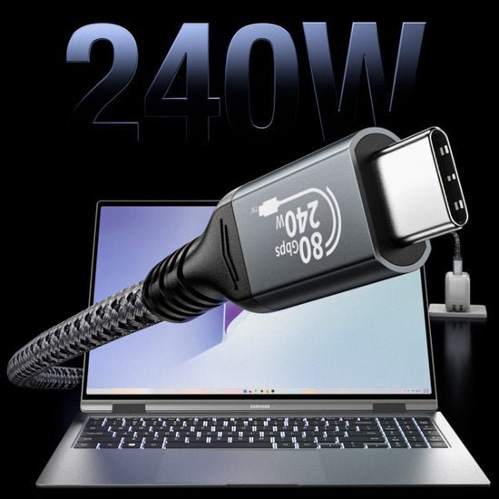 Nabijzicht van een USB-C kabel met 240W vermogen en 80 Gbps snelheid voor laptopopladen