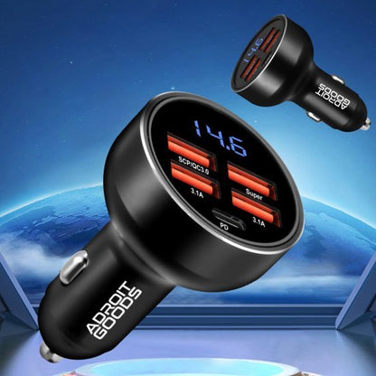 Zwarte autolader met vier USB-poorten en digitaal voltage-display in futuristische omgeving