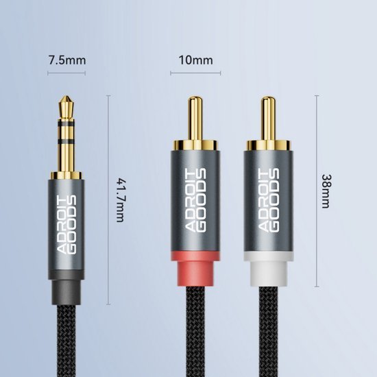 Drie hoogwaardige audiokabels met metalen AdroitGoods behuizingen en afmetingen weergegeven.