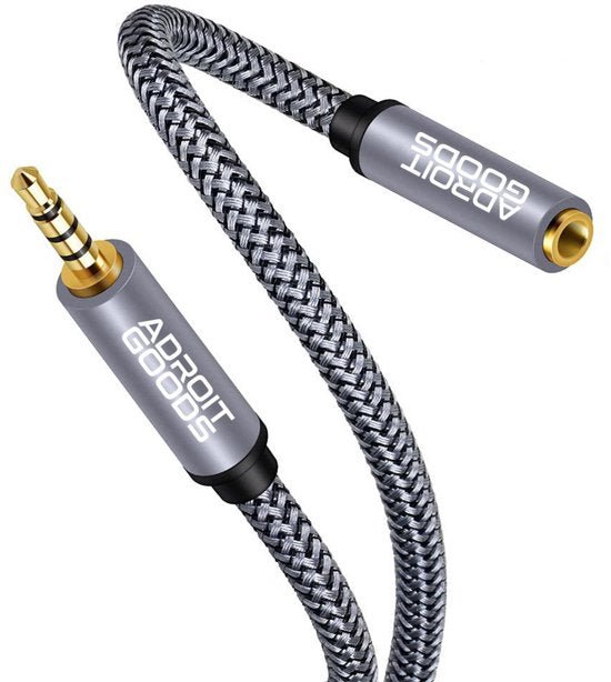 grijs gevlochten audiokabel met goudkleurige 3,5 mm jack en AdroitGoods branding