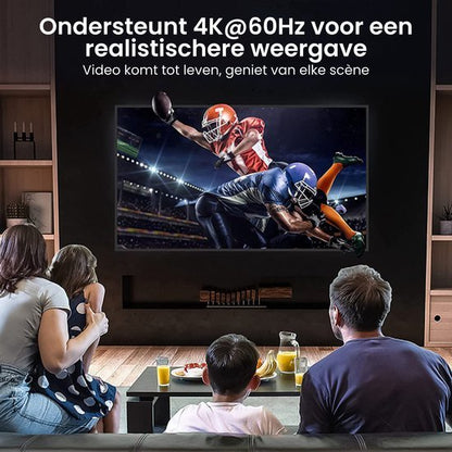 Gezin kijkt naar een scherm met een American football wedstrijd voor realistische beeldweergave.