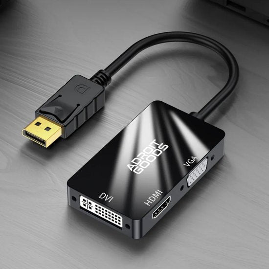 Zwarte AdroitGoods adapter met DVI, HDMI en VGA poorten en korte kabel op grijze ondergrond.