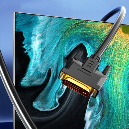 Zwarte kabel met gouden connector geplugd in een scherm met kleurrijk golvend patroon