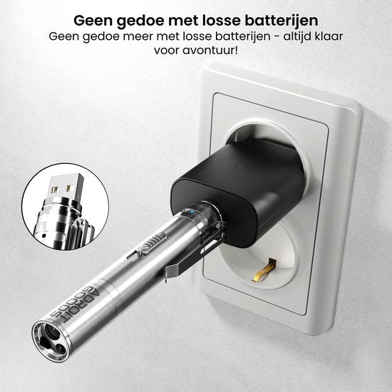 Elektrisch oplaadbare gasaansteker in oplader geplaatst in Nederlands stopcontact.