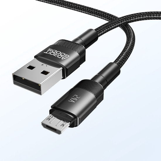 Zwarte gevlochten kabel met USB en micro-USB connectoren voor datatransmissie en opladen