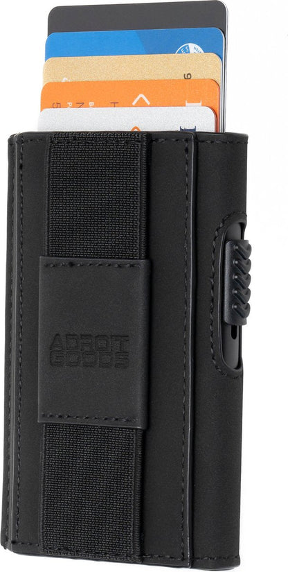 compact zwart leren portemonnee met elastische band en meerdere kaarten zichtbaar