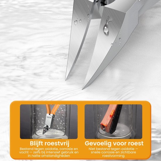 Close-up van roestvrijstalen scherpe messen met waterdruppels en uitleg over roestbestendigheid.