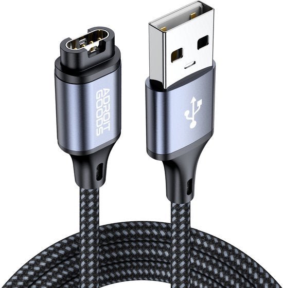 usb-kabel met gevlochten buitenlaag en metalen behuizing aan beide uiteinden