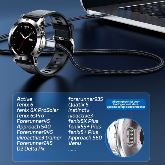 Slimme horloge oplader verbonden met een laptop via een gevlochten kabel in een blauwe omgeving