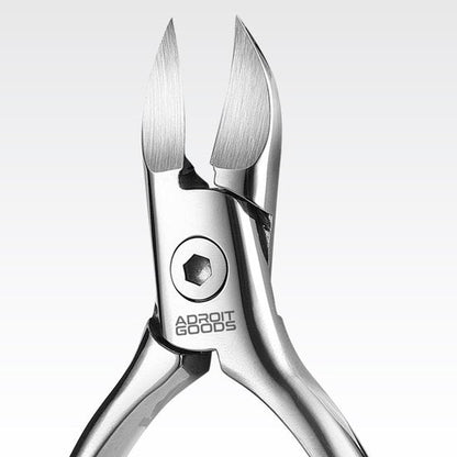 Rvs maaier met scherp gebogen mes en Adroit Goods logo op handvat voor precisie knippen