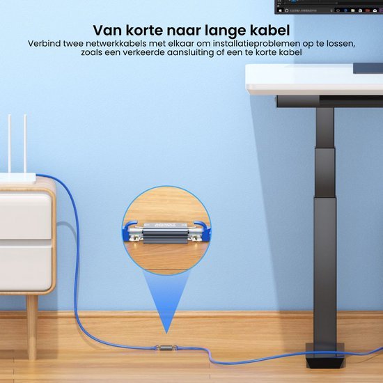 Een netwerkverlengkabel die twee netwerkkabels verbindt om installatiefouten te verhelpen.