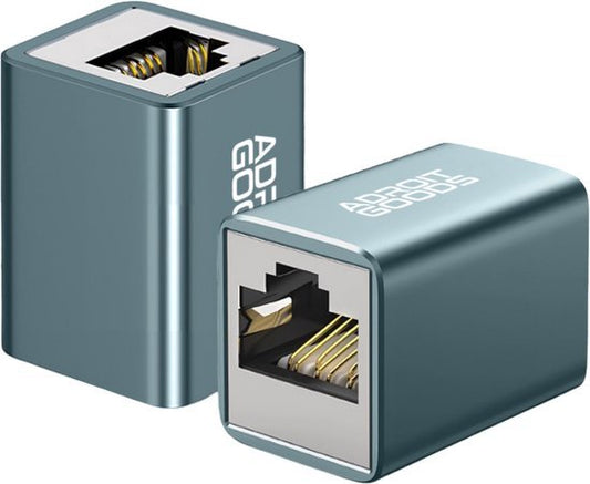 Twee metalen netwerkverlengstukken met AdroitGoods-logo in een strak design en blauwe tint.