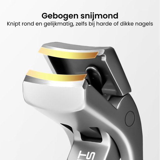 Close-up van gebogen rvs nagelknipper met goudkleurige snijranden voor stevige nagels