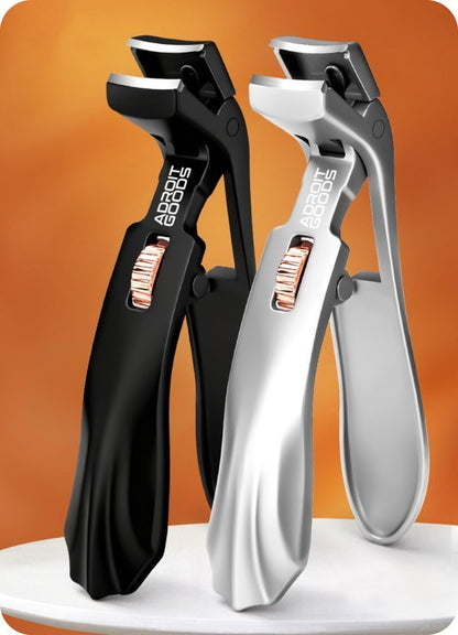 Zwarte en zilverkleurige nagelknipper met comfortabele grip en verstelbare vijlknop