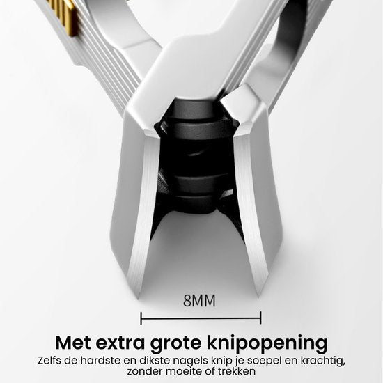Close-up van een nagelknipper met een extra brede knipopening van 8 mm voor dikke nagels.