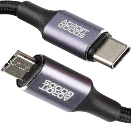 close-up van USB-C naar micro-USB kabel met AdroitGoods branding en gevlochten mantel