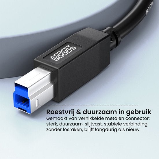 Zwarte kabel met blauwe, vierkante connector en Adroit Goods logo, duurzaam en roestvrij