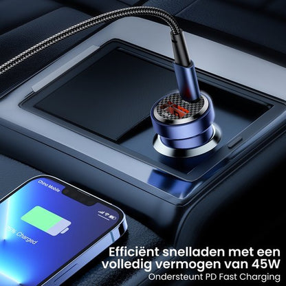 Draadloze autolader met metalen afwerking en verbonden kabel in modern interieur