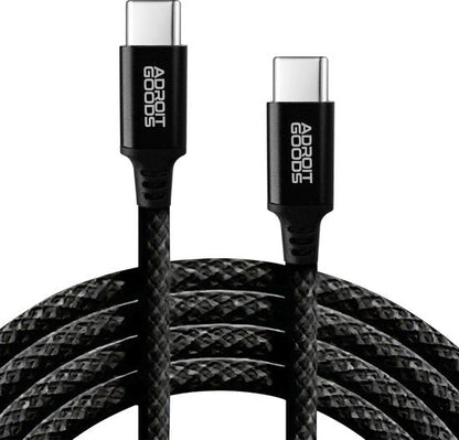 USB-C naar USB-C kabel met gevlochten nylon mantel en stevige metalen connectoren
