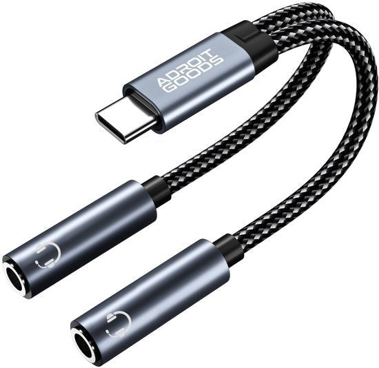 Zwarte gevlochten adapterkabel met USB-C naar twee 3,5 mm audio aansluitingen