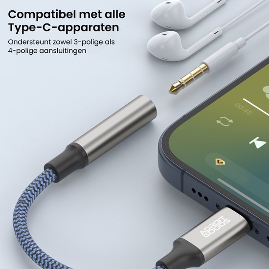 Blauwe gevlochten kabel met Type-C aansluiting en witte oordopjes naast smartphone scherm