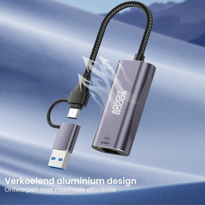 Compact aluminium adapter met USB-C en USB-A aansluitingen en een ademend ontwerp