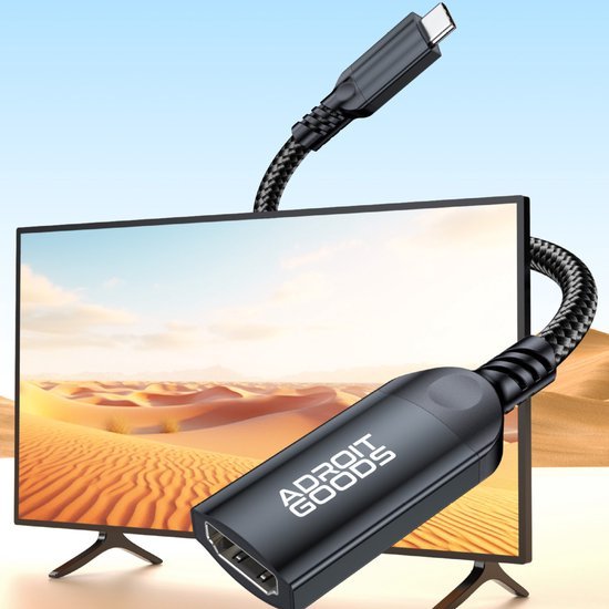 zwarte AdroitGoods adapterkabel met USB-C naar HDMI voor schermweergave in woestijnachtergrond
