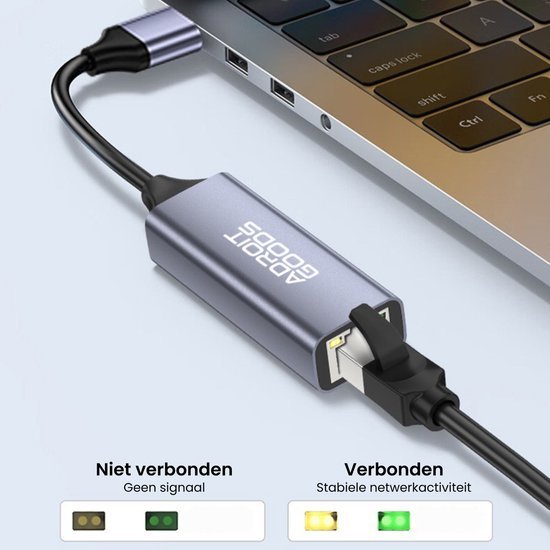 AdroitGoods adapter met zwart kabel aangesloten op laptop voor stabiele netwerkverbinding