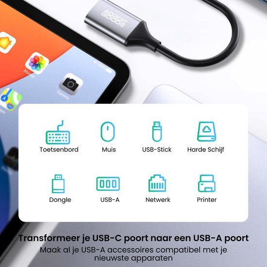 USB-C naar USB-A adapter van AdroitGoods met iconen voor toetsenbord, muis, printer en netwerk verbindingen.