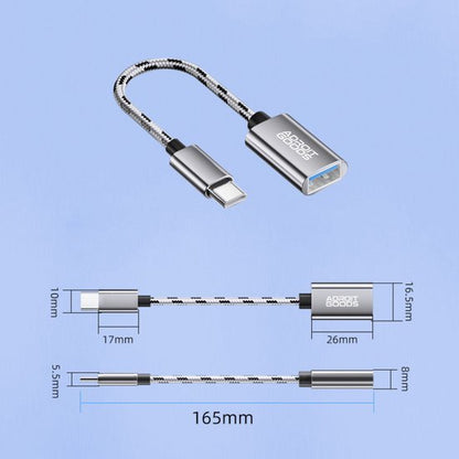 Kort gevlochten adapterkabel met USB-C en USB-A aansluiting in zilvergrijze kleur