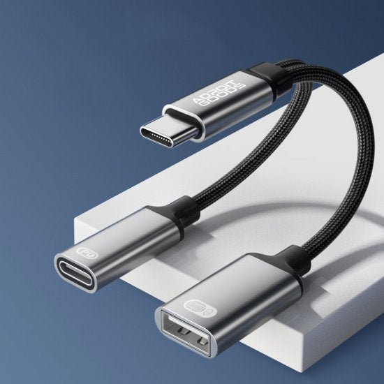 USB-C adapterkabel met metalen behuizing en gevlochten hoes in zwarte kleur