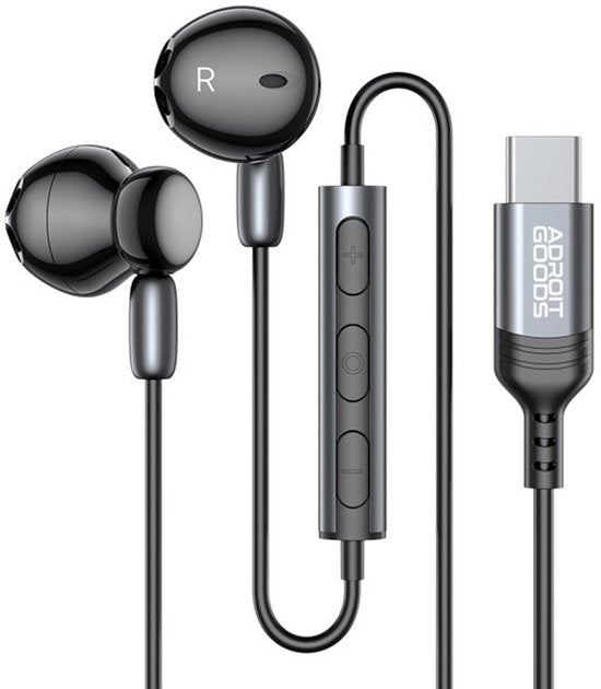 Zwarte oordopjes met bedieningsknoppen en USB-C aansluiting van AdroitGoods elegant ontwerp