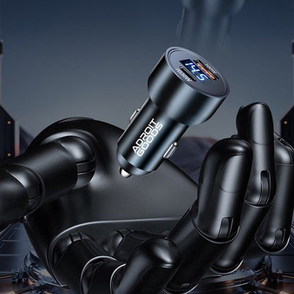 Zwarte AdroitGoods autolader met digitale display, vastgehouden door een robotarm