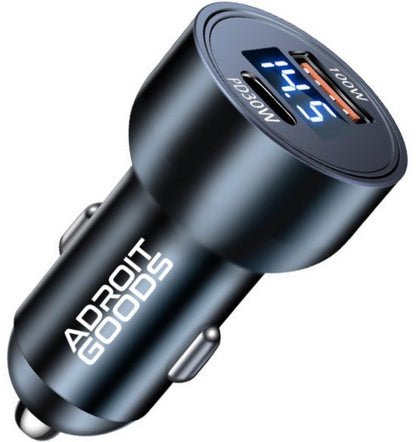 zwarte AdroitGoods autolader met digitale spanningsmeter en USB-C en USB-A poorten
