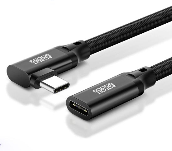 Zwarte AdroitGoods kabel met USB-C hoekstekker en USB-C ingang, gevlochten ontwerp