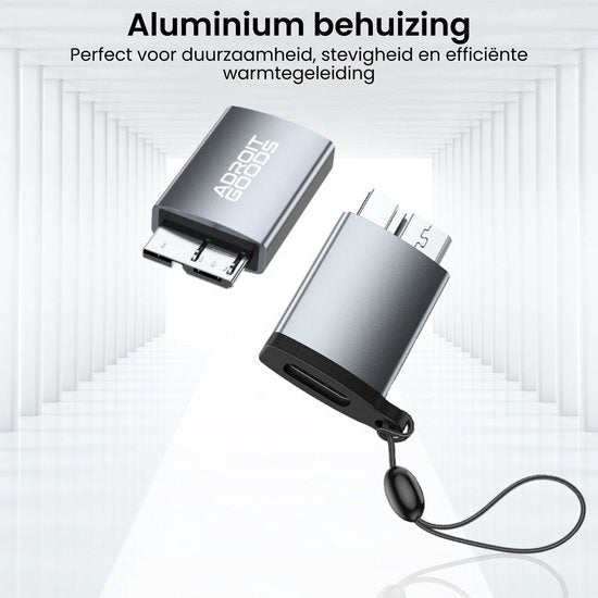 twee aluminium beschermkappen met AdroitGoods-logo en een draagkoord voor kabels