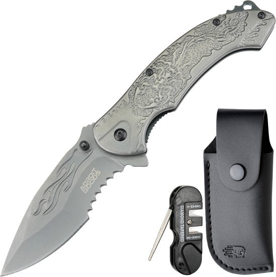 Opvouwbaar mes met gravure en bijpassende zwarte leren schede en slijperhulpmiddel